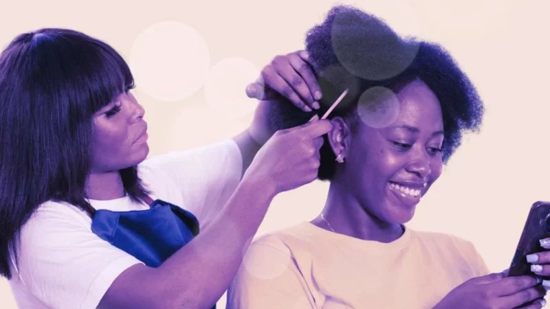 La coiffure afro à domicile : une solution sur-mesure avec Zenaba.fr